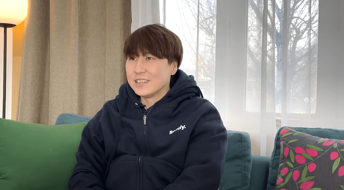 피드 커버 이미지
